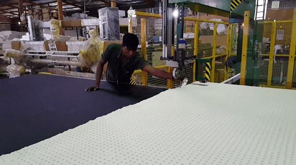 cutting latex mattress